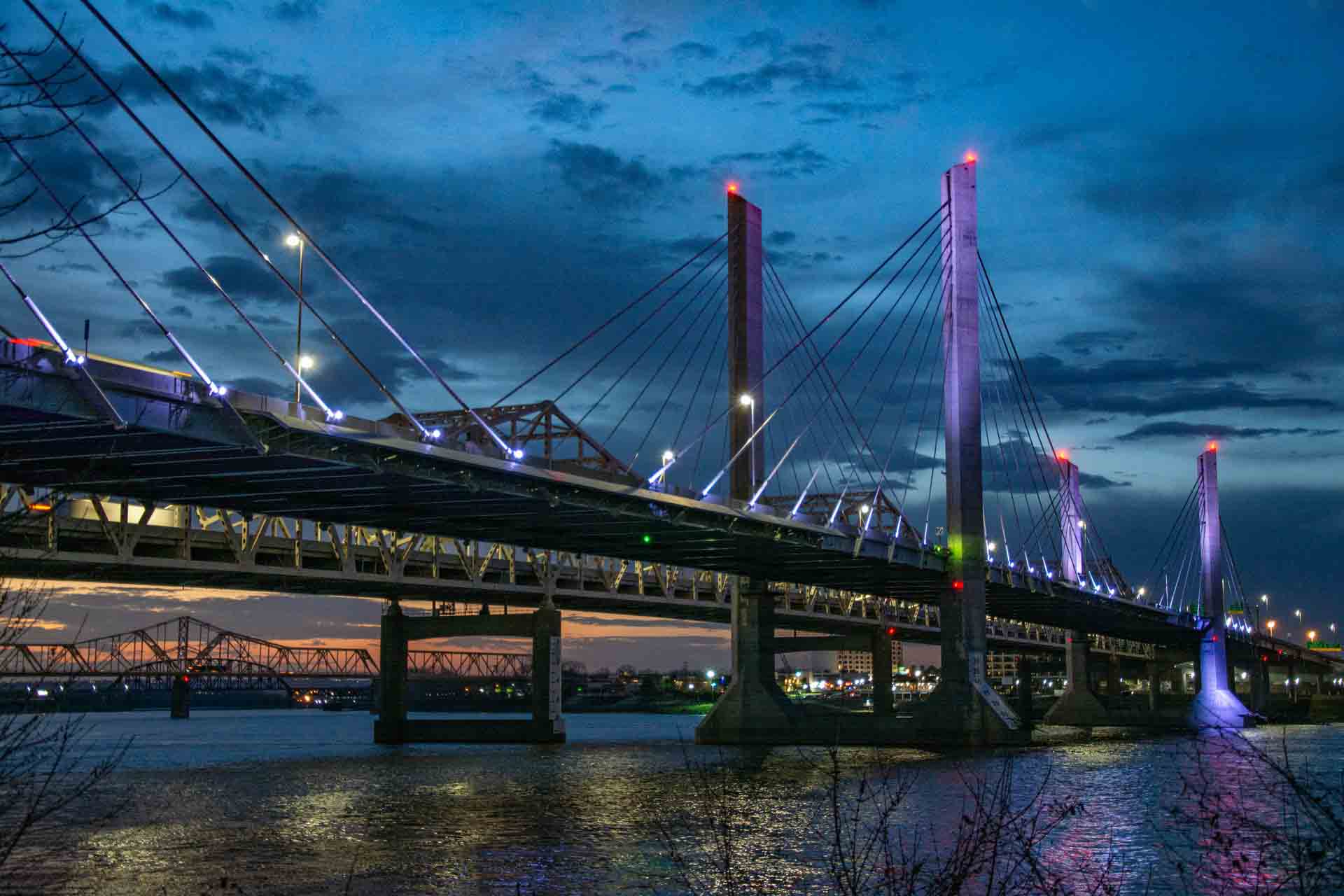 Louisville Kentucky bridge at night